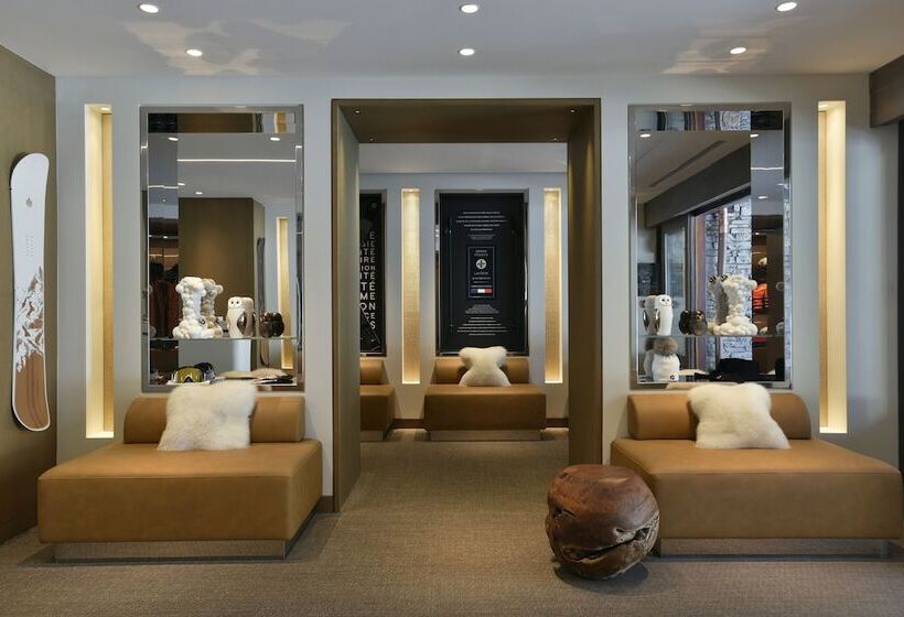 בית מלון כפרי Cheval Blanc Courchevel