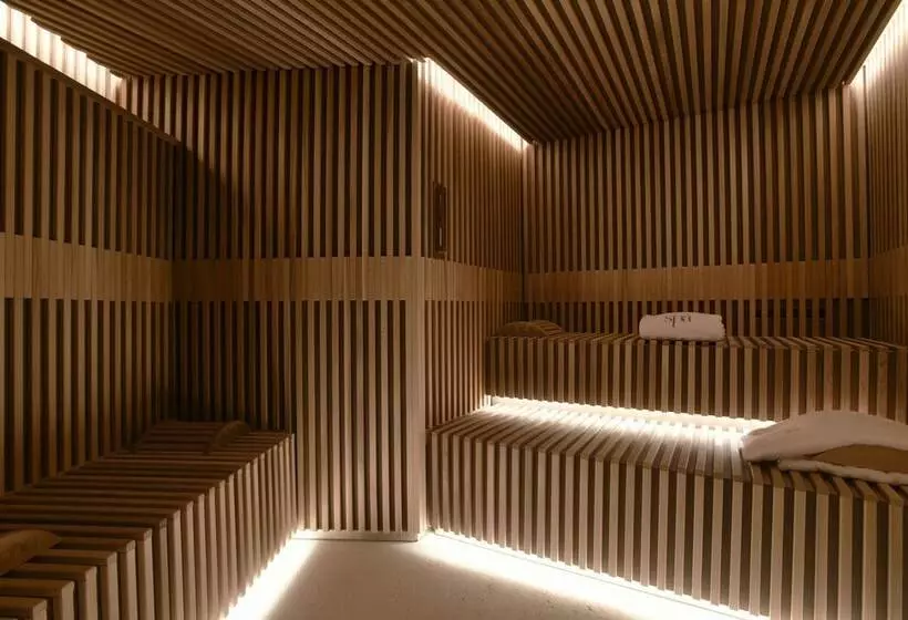 ホテル Cheval Blanc Courchevel