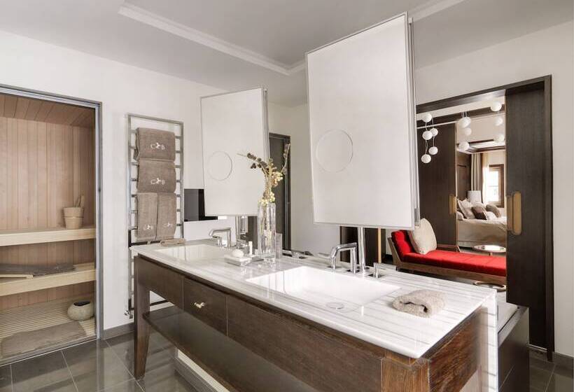 בית מלון כפרי Cheval Blanc Courchevel