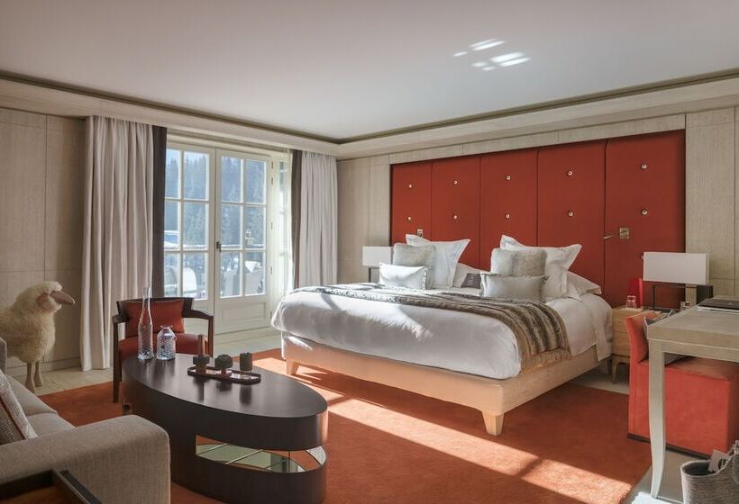 בית מלון כפרי Cheval Blanc Courchevel