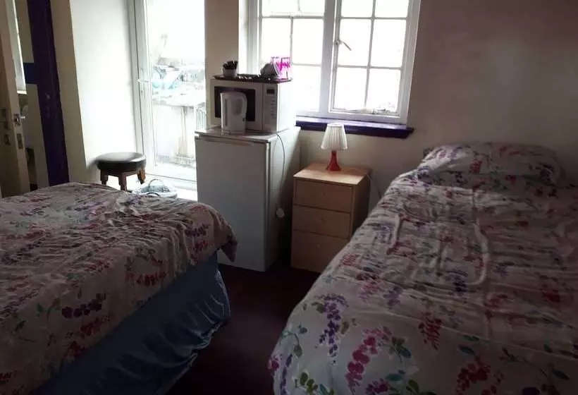 Hotelli Colin Grazier