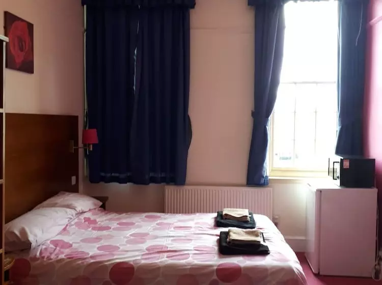 Hotelli Colin Grazier