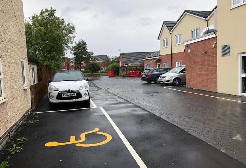 בית מלון כפרי Halfway