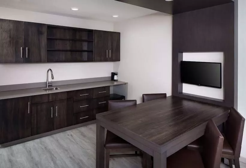 هتل Hyatt Place Poughkeepsie   Hudson Valley