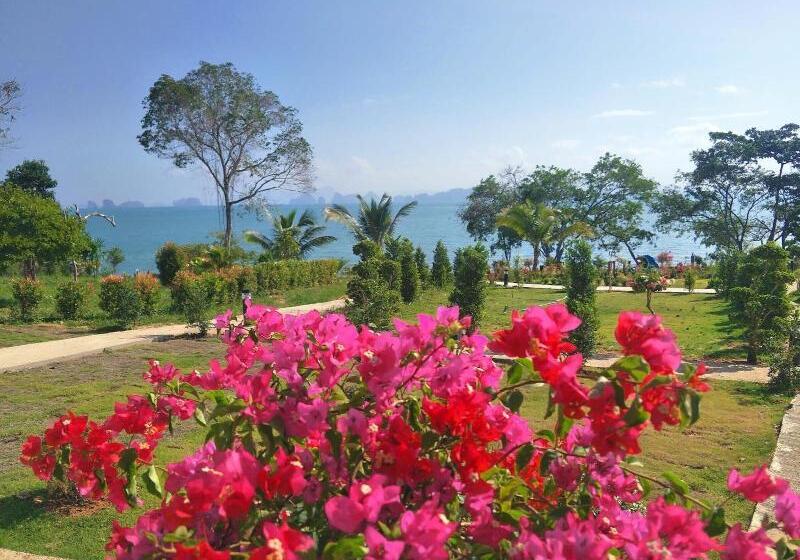 בית מלון כפרי Sunrise Beach Koh Yao Resort