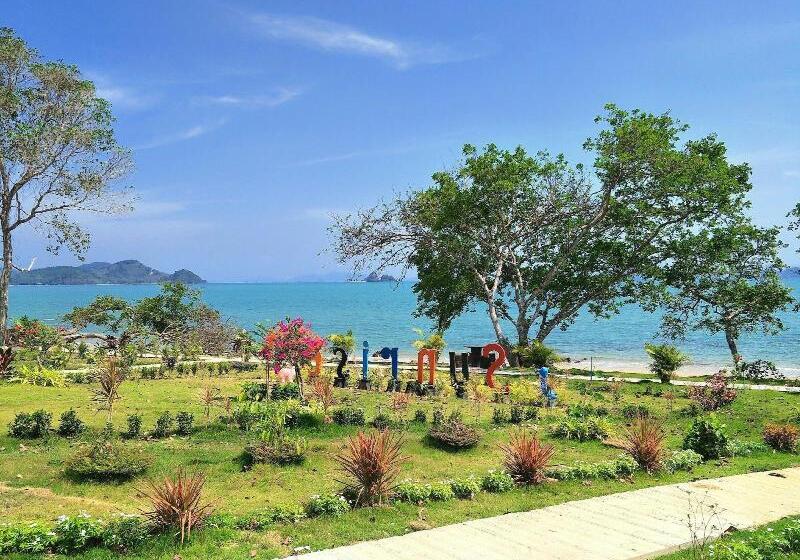 בית מלון כפרי Sunrise Beach Koh Yao Resort
