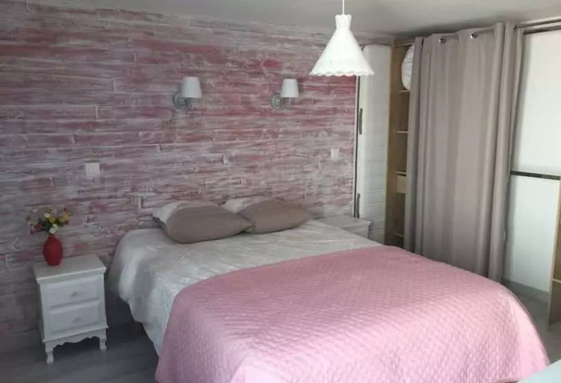 La Maison Du Chat Roi. Chambre D Hote