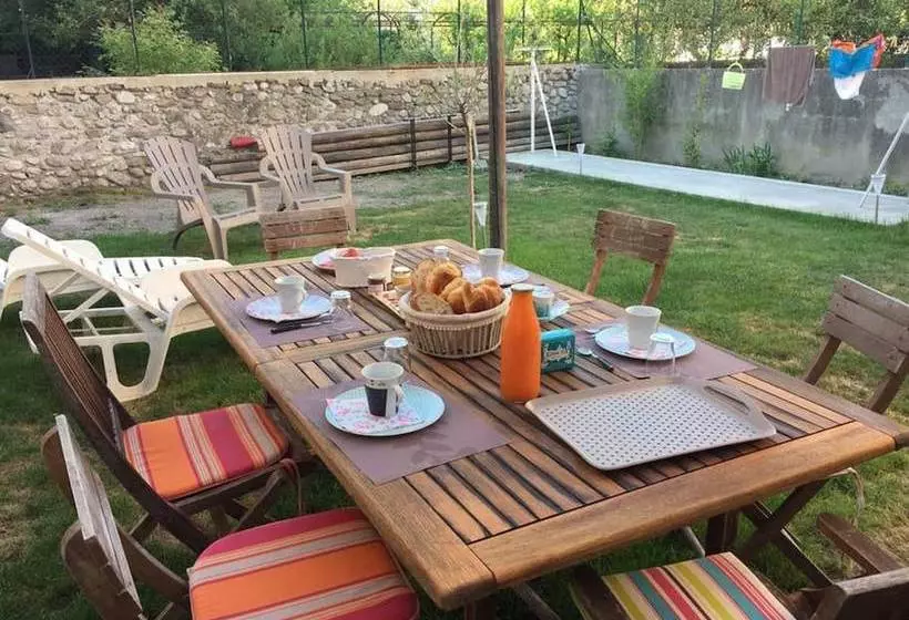 La Maison Du Chat Roi. Chambre D Hote