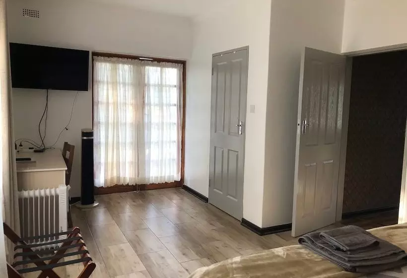 Levon's Bed & Breakfast