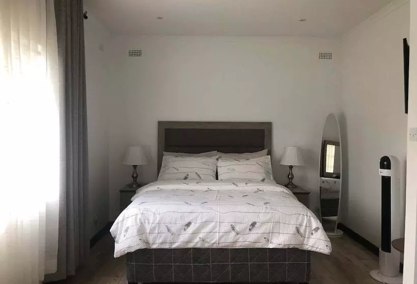 Levon's Bed & Breakfast