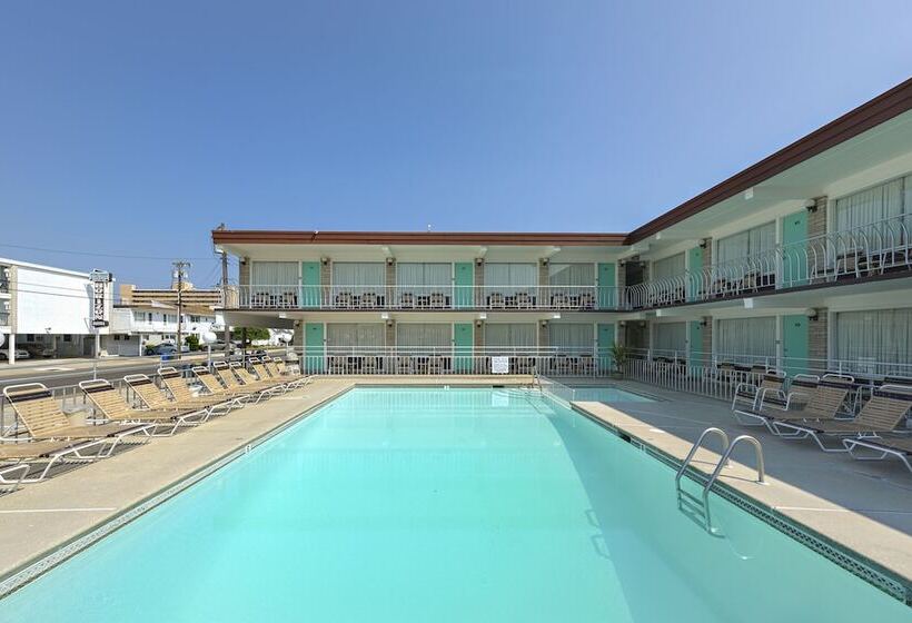 Panoramic Motel & Apartments