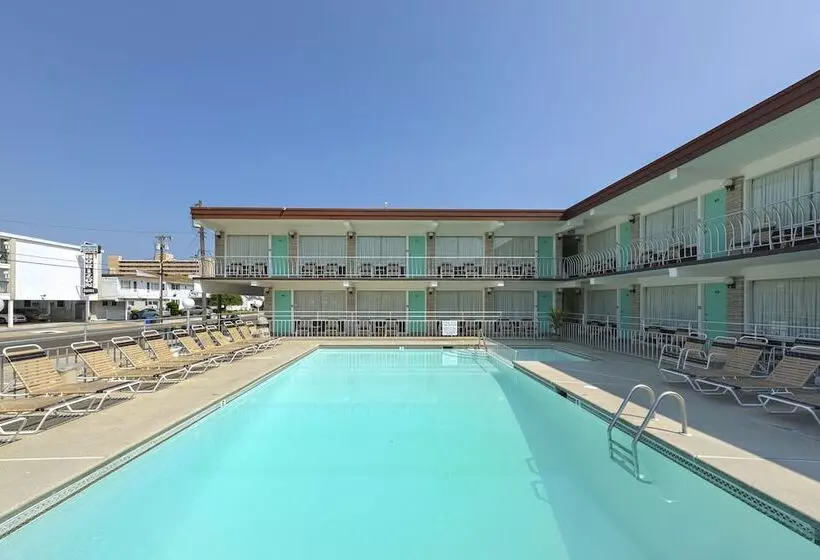 Panoramic Motel & Apartments