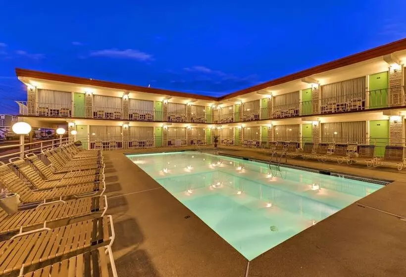 Panoramic Motel & Apartments