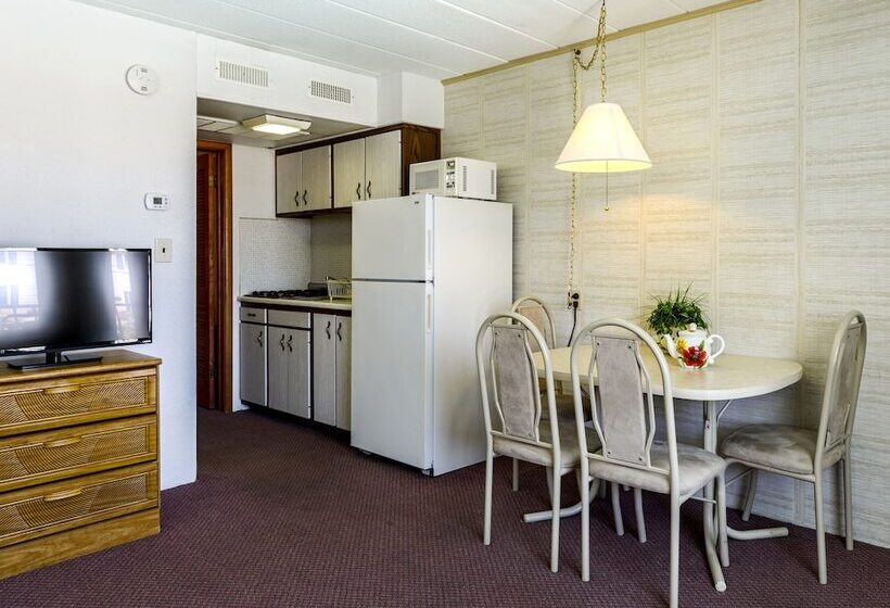 Panoramic Motel & Apartments