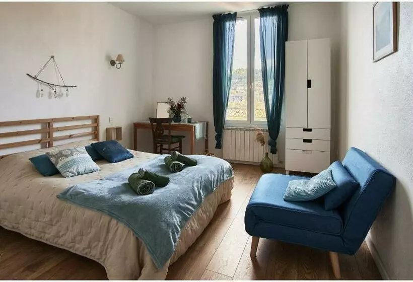 ペンション 1001 Ocres