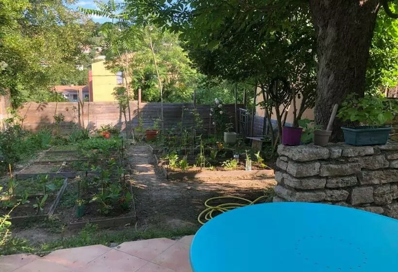 ペンション 1001 Ocres