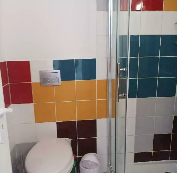 ペンション 1001 Ocres