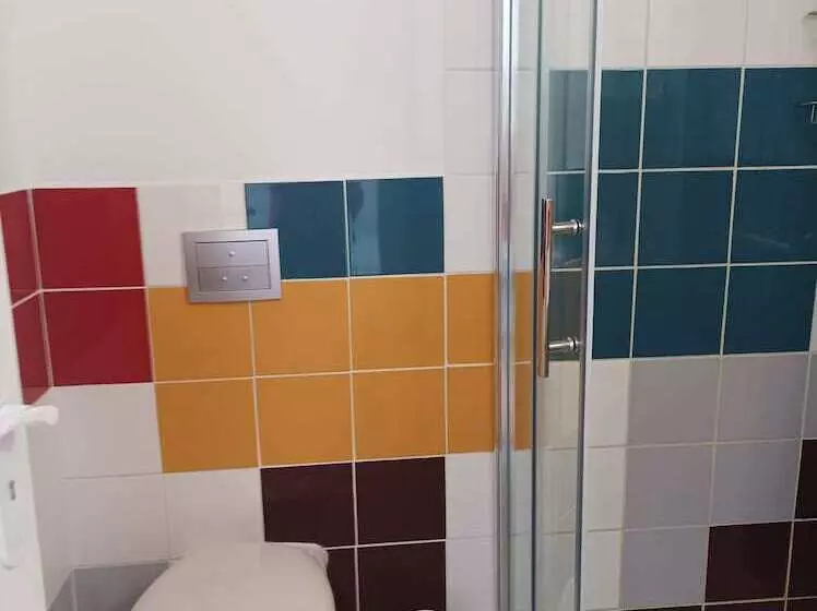 ペンション 1001 Ocres