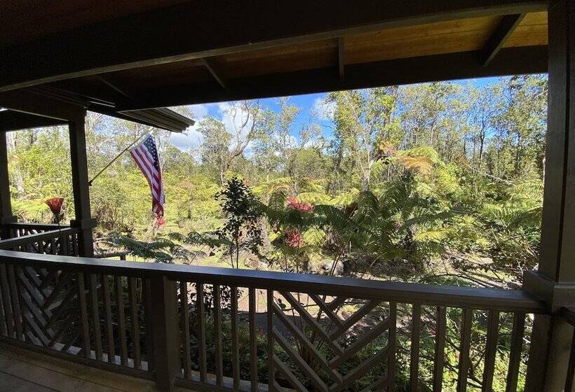 Volcano Rainforest Lodge