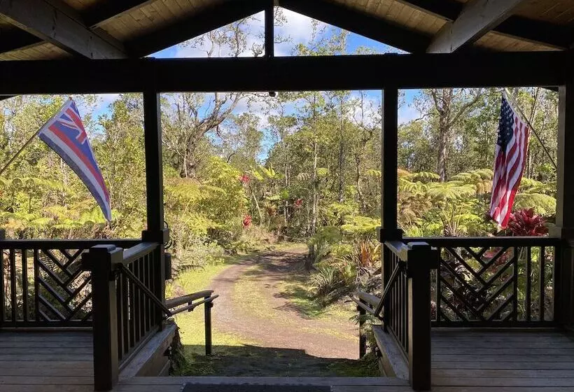 Volcano Rainforest Lodge