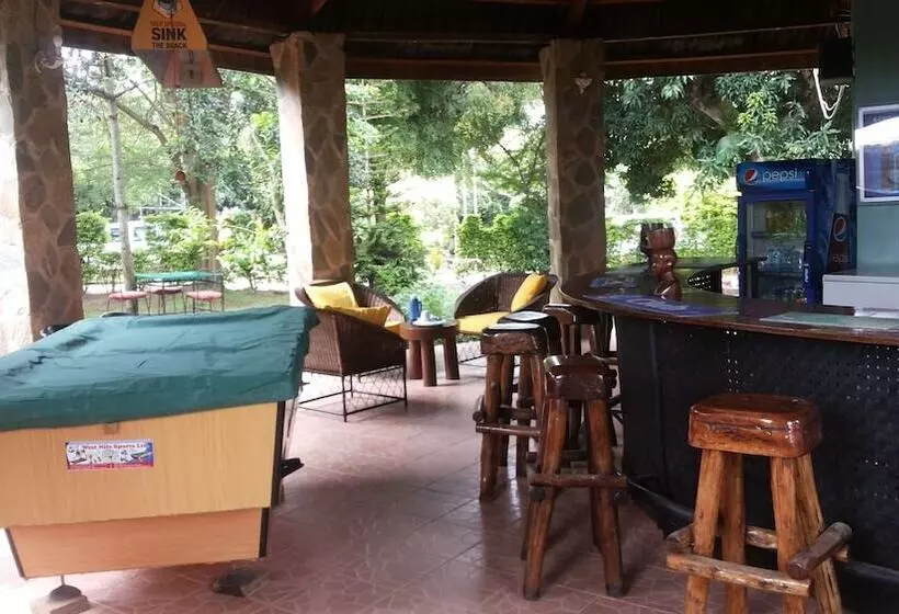 White Castle Hotel Arua