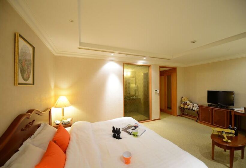 فندق Onyang Hot Spring