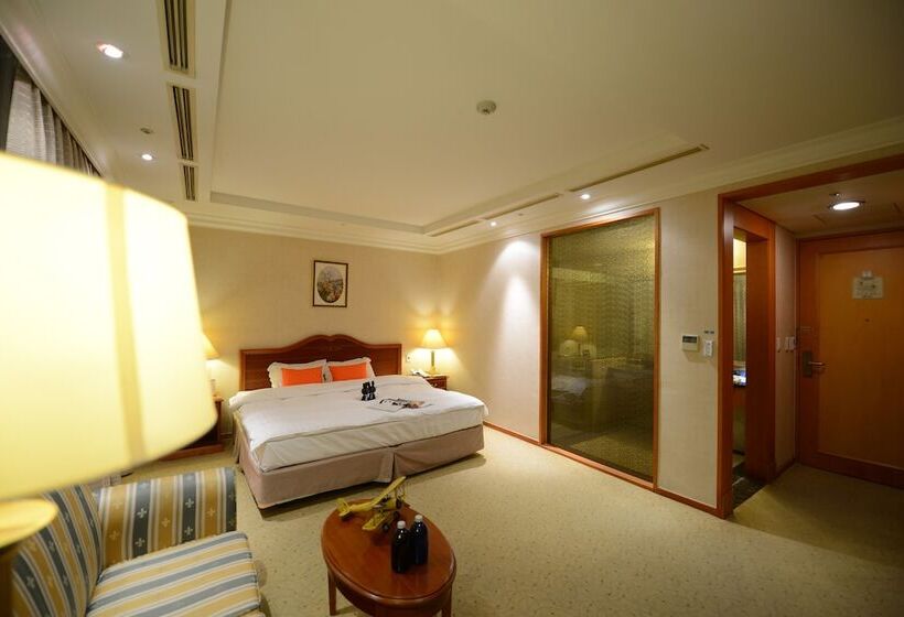 فندق Onyang Hot Spring