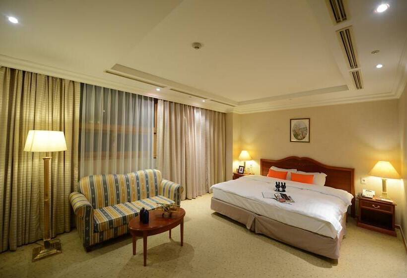 فندق Onyang Hot Spring