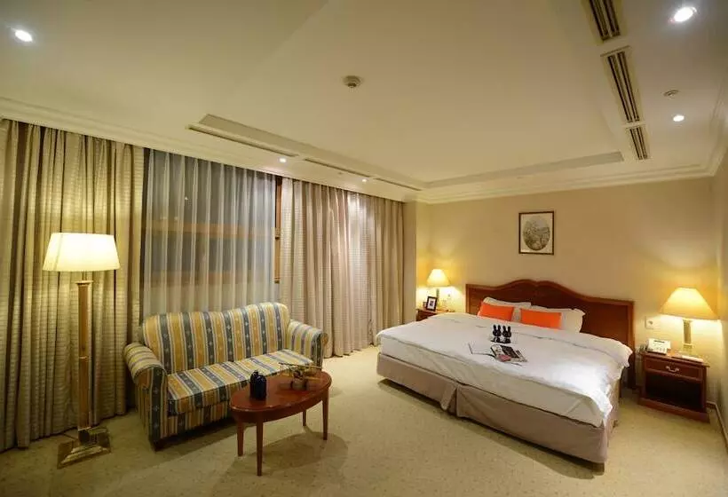 호텔 Onyang Hot Spring