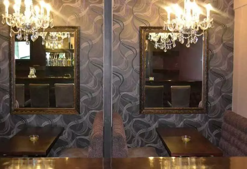 בית מלון כפרי President