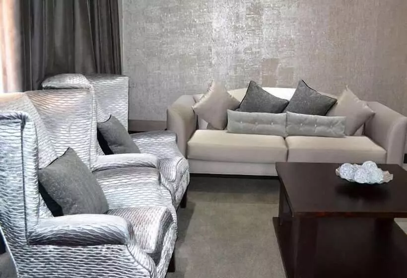 בית מלון כפרי President