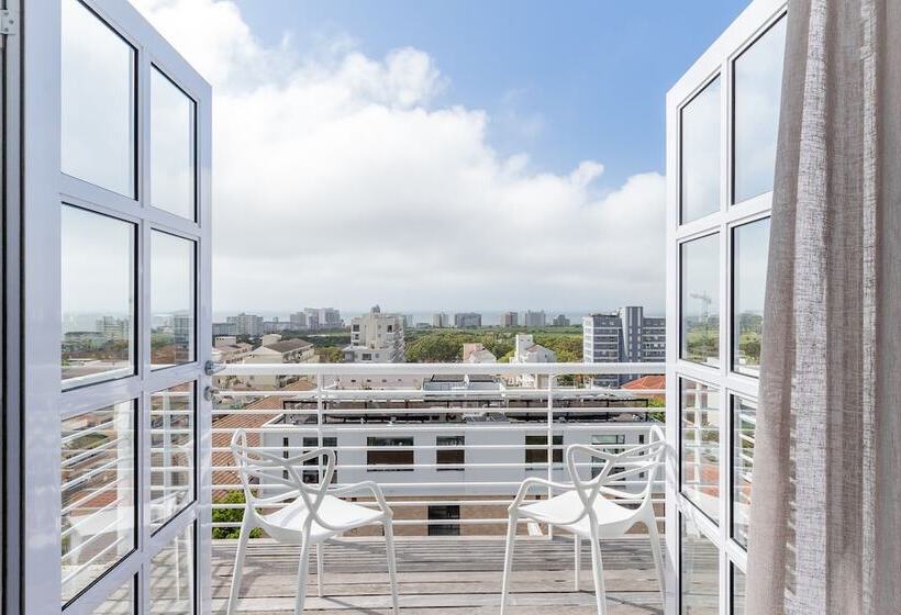 ホテル Romney Park Luxury Apartments