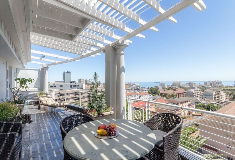 ホテル Romney Park Luxury Apartments