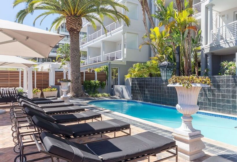 ホテル Romney Park Luxury Apartments