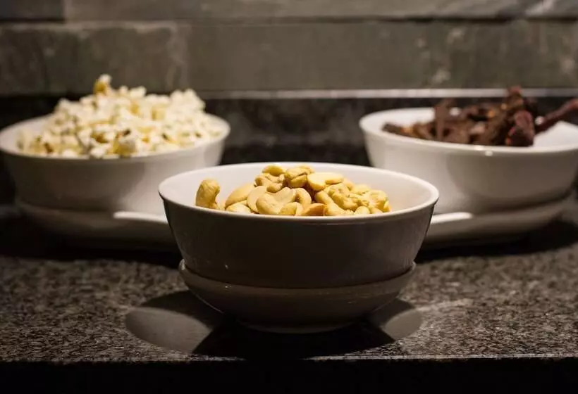 ホテル Town Lodge Johannesburg Airport