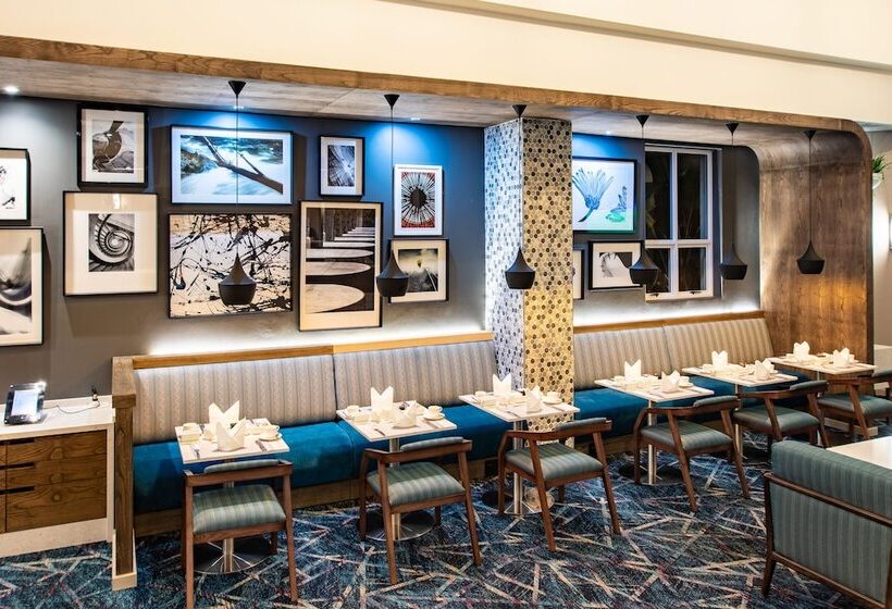 Отель Town Lodge Johannesburg Airport