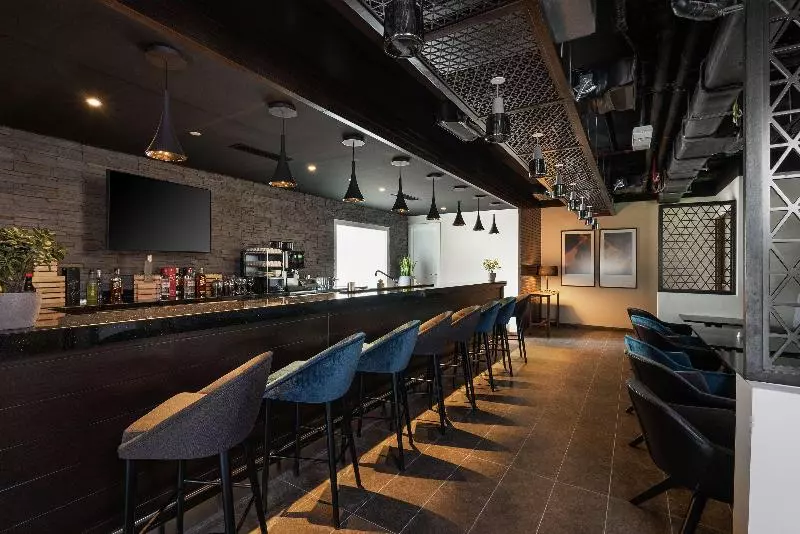 هتل Hampton By Hilton Dubai Al Barsha