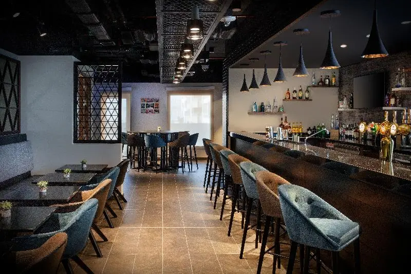 هتل Hampton By Hilton Dubai Al Barsha
