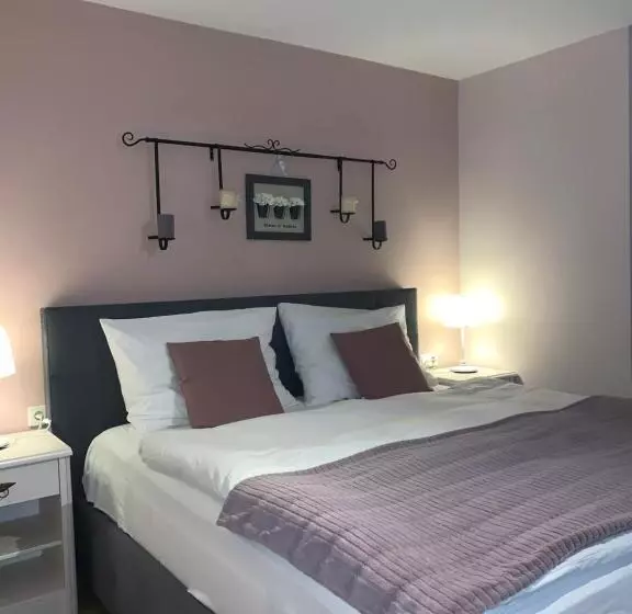 Pool Apartments Plitvice Lakes