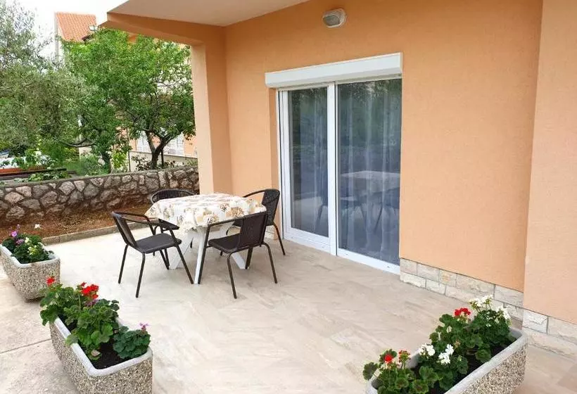 Apartments Elvira