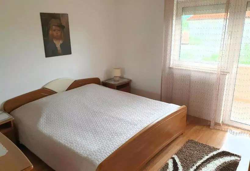 Apartments Elvira