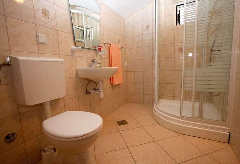 Apartments Adriatic Blue With Pool