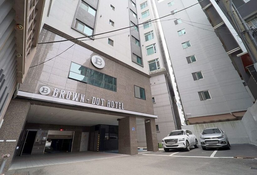 Browndot Hotel   Gold