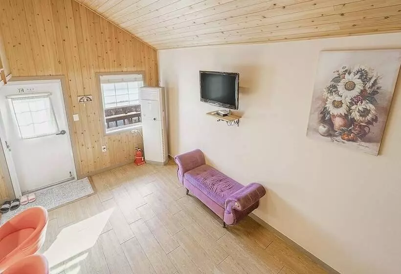 Gapyeong Staysumok Pool Villa Pension