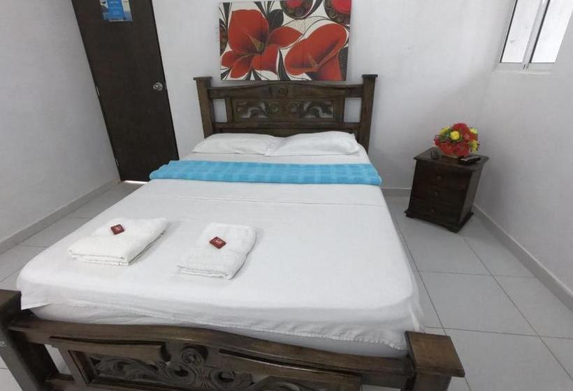 مسافرخانه Taganga S Sunset