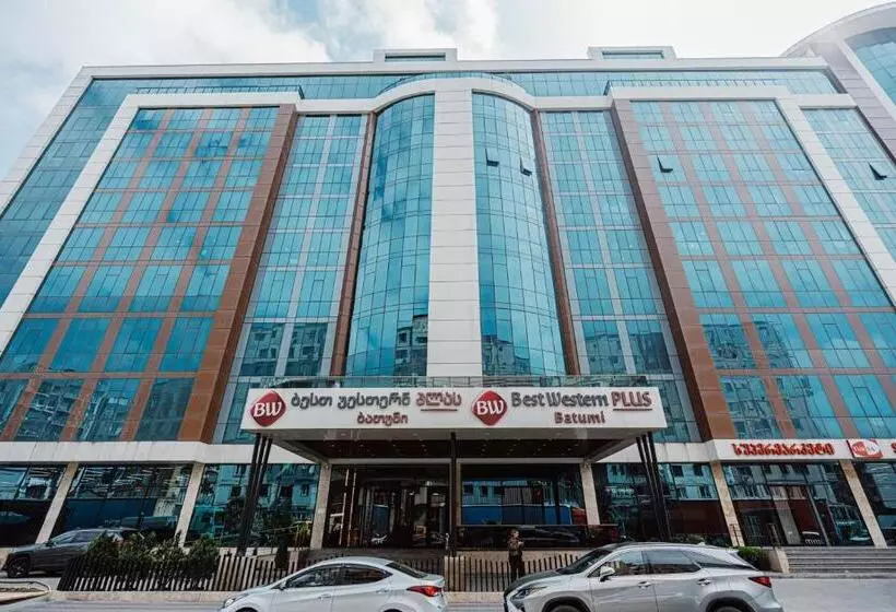 ホテル Best Western Plus Batumi