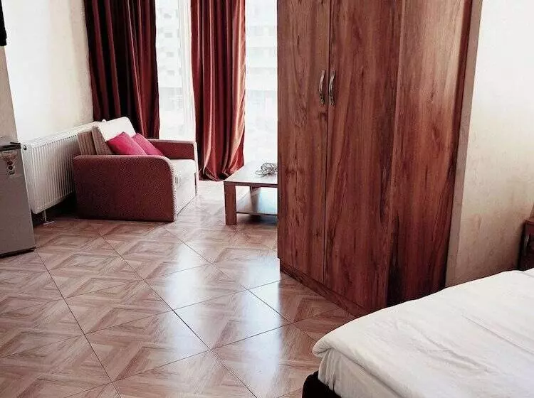 ホテル Best Western Plus Batumi