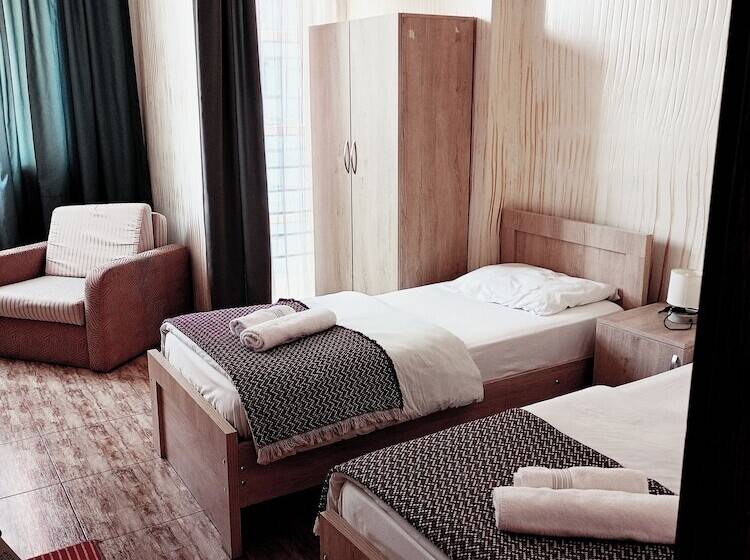 هتل Best Western Plus Batumi