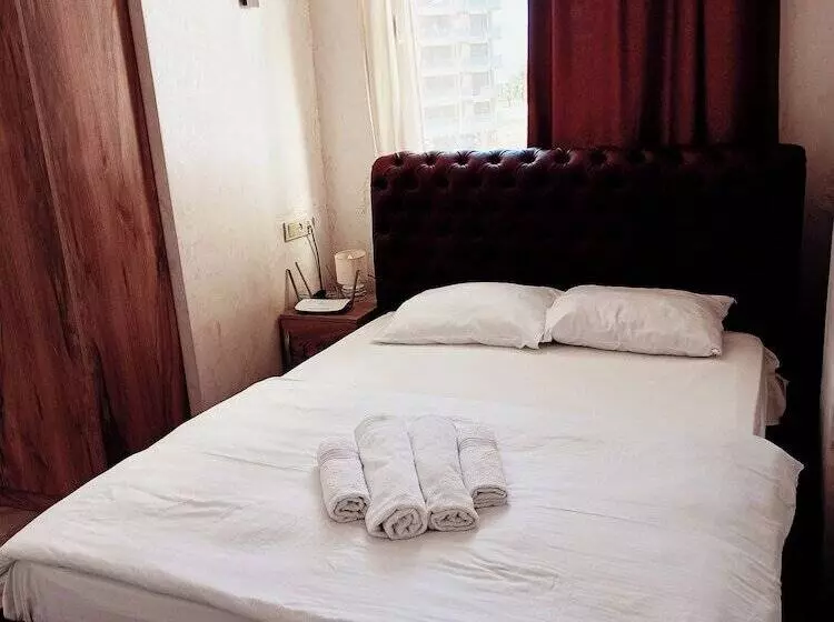 ホテル Best Western Plus Batumi