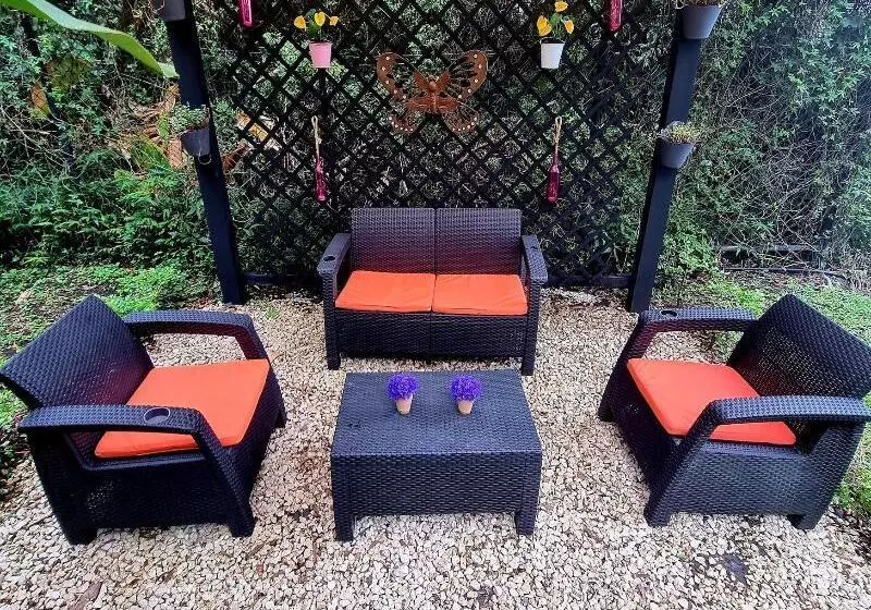 Hotelli Calathea Lodge Monteverde